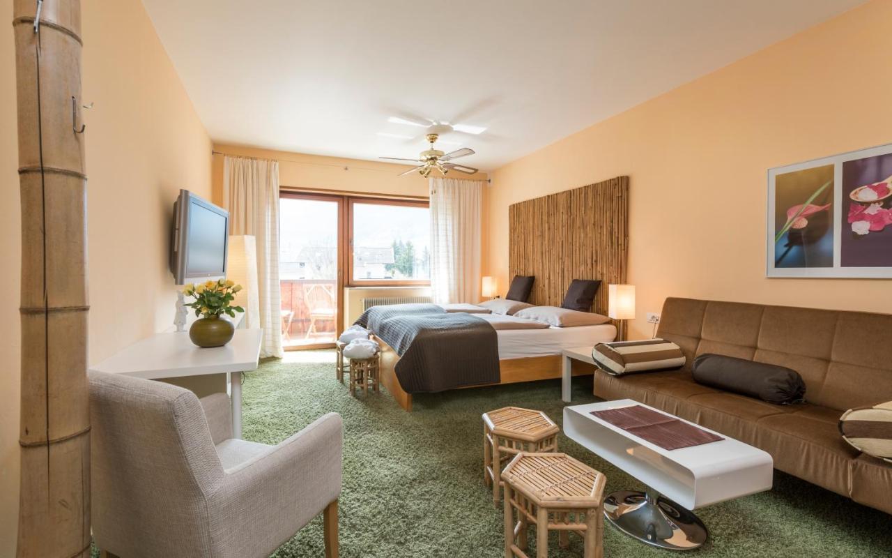 Hotel Bamboo Haupthaus Колдрано Екстериор снимка