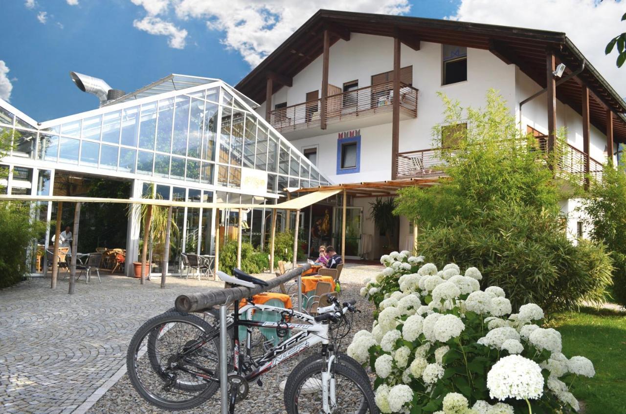 Hotel Bamboo Haupthaus Колдрано Екстериор снимка